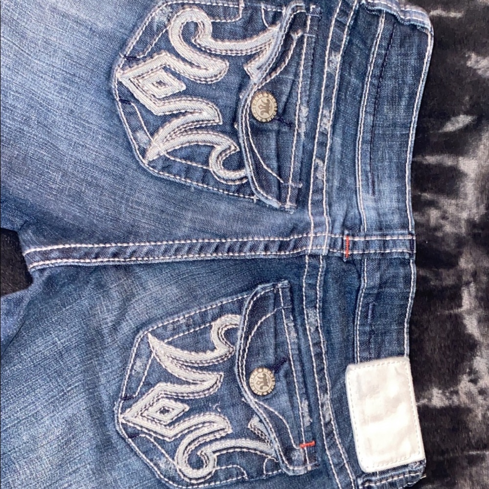 Mek jeans.